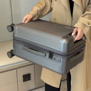 G0518ersonalized luggage