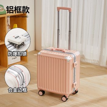 G000523Suitcase