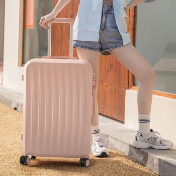 G181818Suitcase