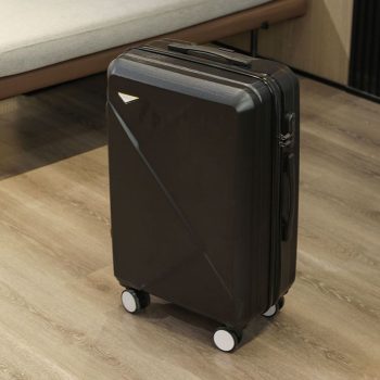 G0674Small suitcase