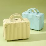 G0692Small suitcase